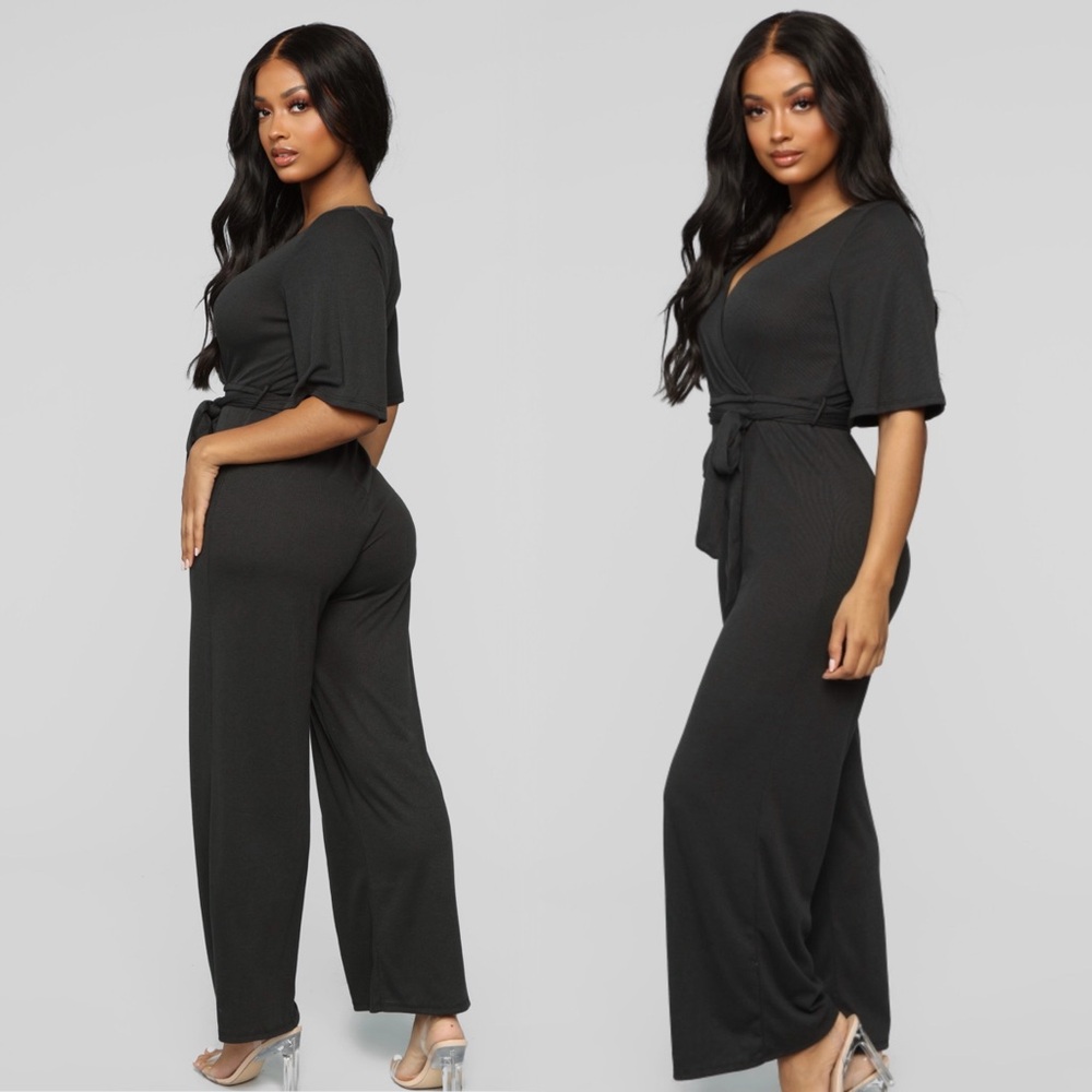 Wide leg stretchy classy chic jumpsuit - Picture 12 of 12